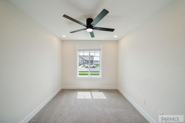 184 Galena Summit Dr, Idaho Falls, ID 83404