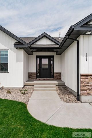 184 Galena Summit Dr, Idaho Falls, ID 83404