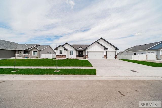 184 Galena Summit Dr, Idaho Falls, ID 83404