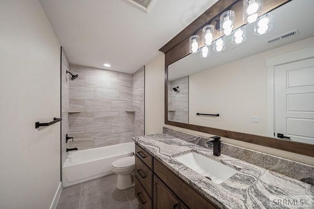 184 Galena Summit Dr, Idaho Falls, ID 83404