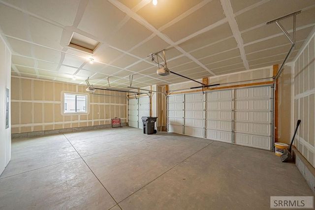 184 Galena Summit Dr, Idaho Falls, ID 83404
