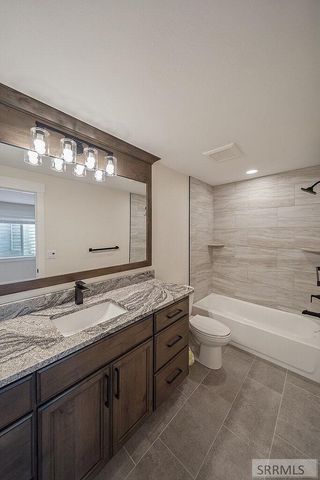 184 Galena Summit Dr, Idaho Falls, ID 83404