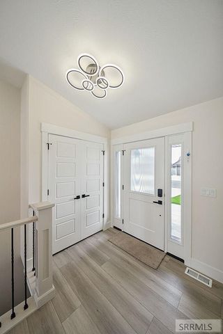 184 Galena Summit Dr, Idaho Falls, ID 83404