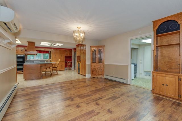 9 Hickory Lane, Bedford, NH 03110
