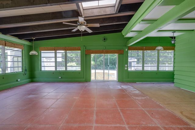 9 Hickory Lane, Bedford, NH 03110