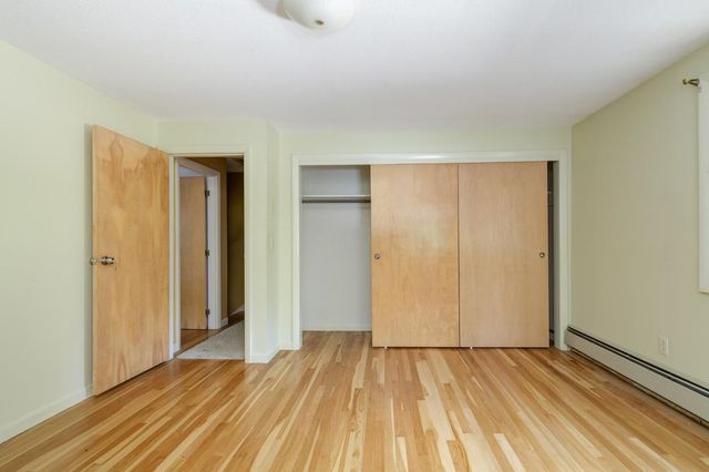 9 Hickory Lane, Bedford, NH 03110