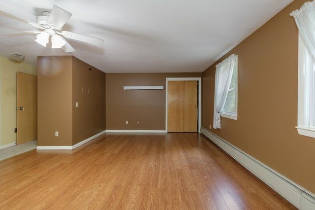 9 Hickory Lane, Bedford, NH 03110