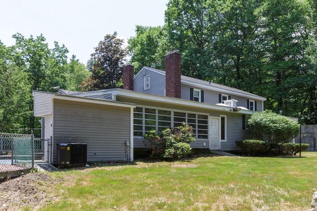 9 Hickory Lane, Bedford, NH 03110