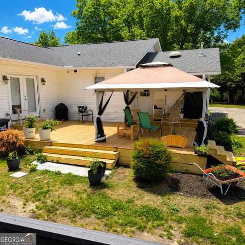 32 Hart Terrace, Hartwell, GA 30643