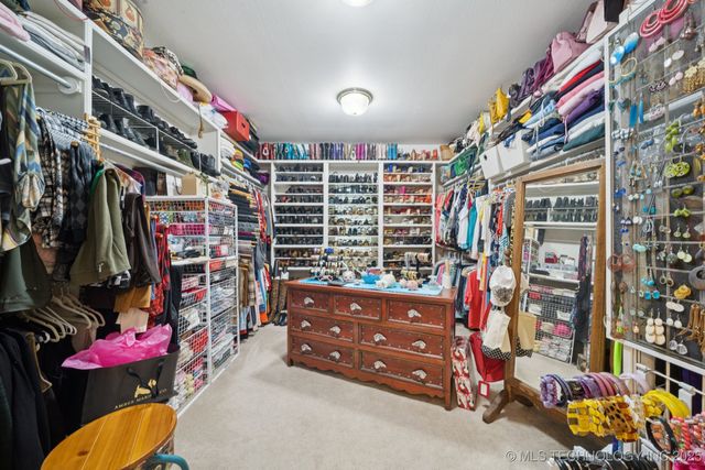 9149 S 305th East Avenue, Broken Arrow, OK 74014