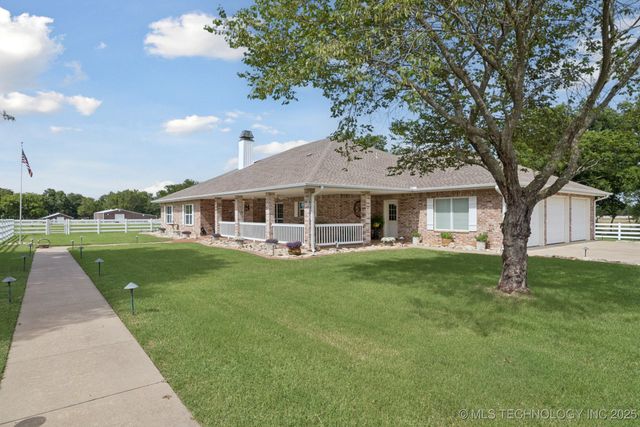 9149 S 305th East Avenue, Broken Arrow, OK 74014