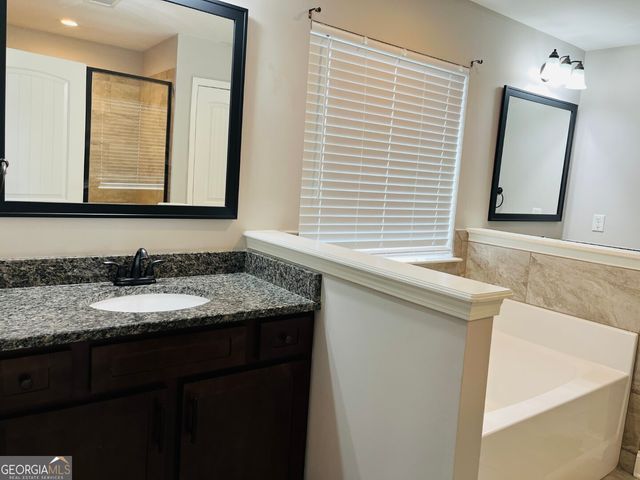 1005 Vintage Court, Fairburn, GA 30213