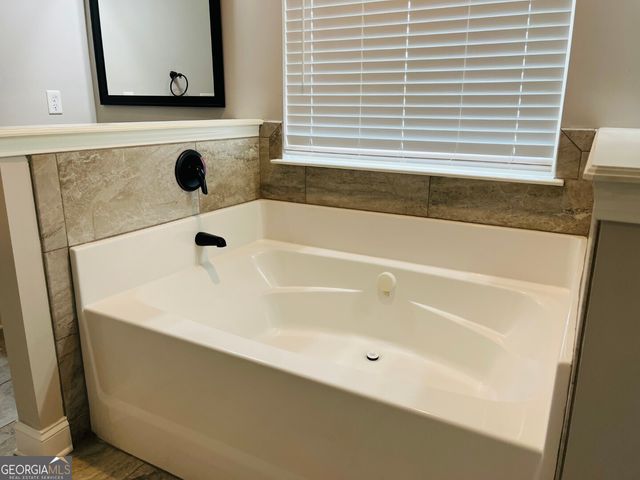 1005 Vintage Court, Fairburn, GA 30213