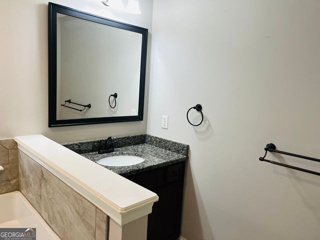 1005 Vintage Court, Fairburn, GA 30213