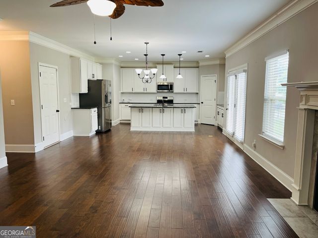 1005 Vintage Court, Fairburn, GA 30213