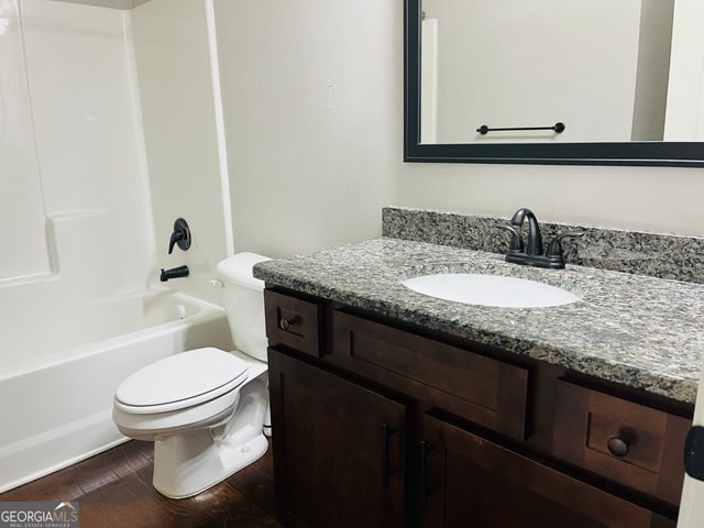 1005 Vintage Court, Fairburn, GA 30213