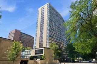 2930 N Sheridan Road 201, Chicago, IL 60657