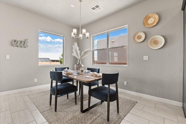 2422 Lynn Road SE, Rio Rancho, NM 87124