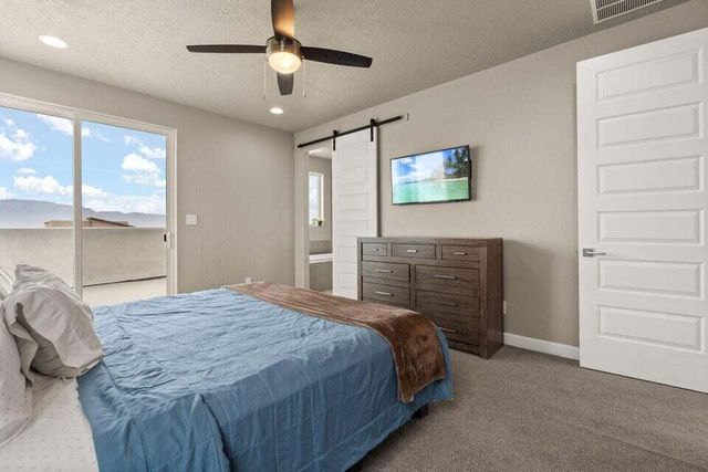 2422 Lynn Road SE, Rio Rancho, NM 87124