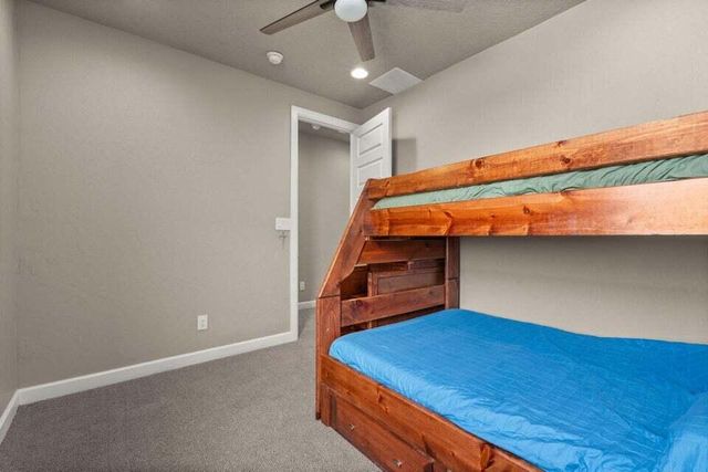 2422 Lynn Road SE, Rio Rancho, NM 87124