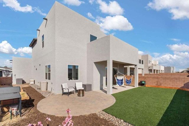 2422 Lynn Road SE, Rio Rancho, NM 87124