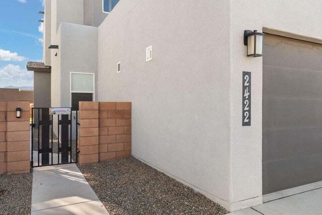 2422 Lynn Road SE, Rio Rancho, NM 87124