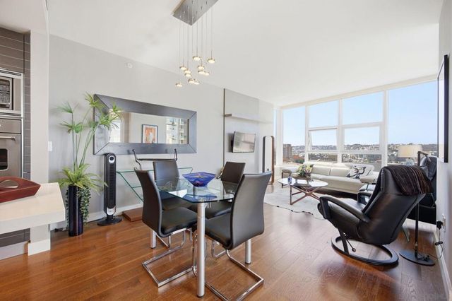 1325 Pacific Hwy 1305, San Diego, CA 92101