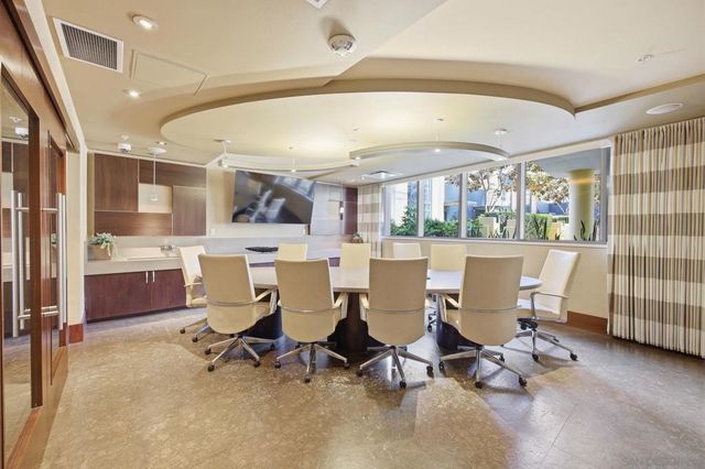 1325 Pacific Hwy 1305, San Diego, CA 92101