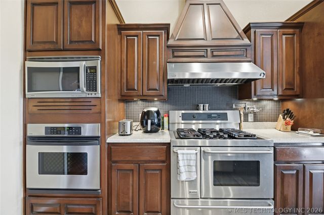 2981 N McKinley Avenue, Sand Springs, OK 74063