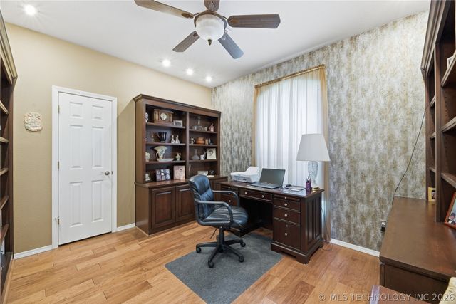 2981 N McKinley Avenue, Sand Springs, OK 74063