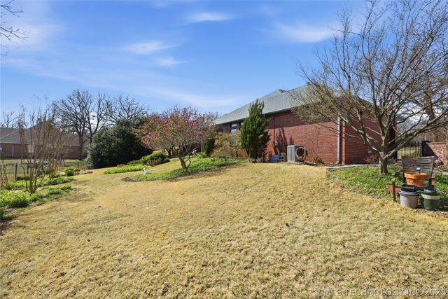 2981 N McKinley Avenue, Sand Springs, OK 74063