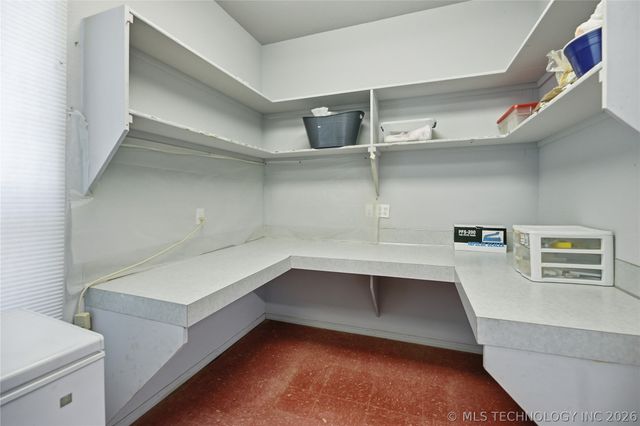 2981 N McKinley Avenue, Sand Springs, OK 74063