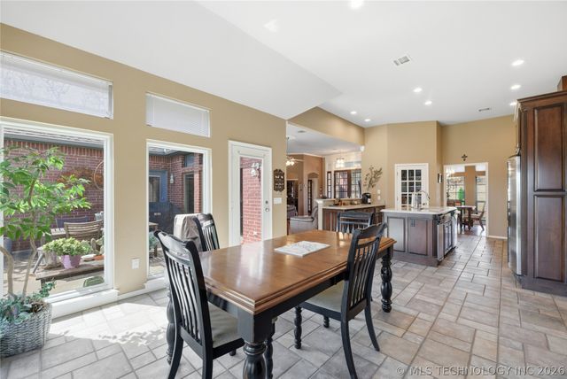 2981 N McKinley Avenue, Sand Springs, OK 74063