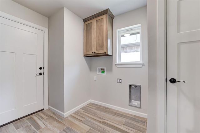 4800 Sand Lily Lane, Edmond, OK 73034