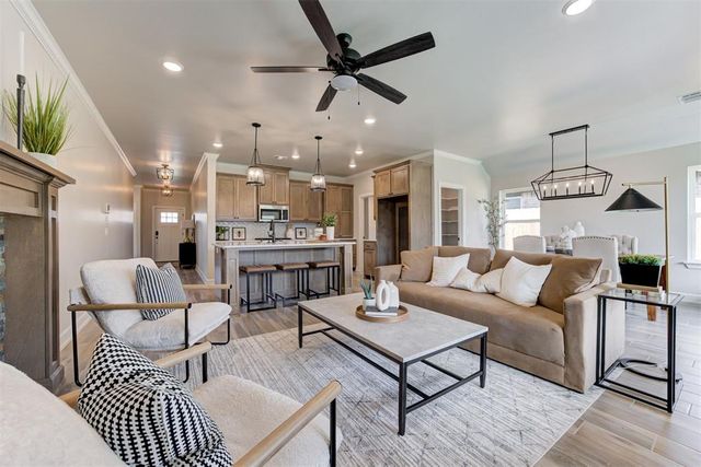 4800 Sand Lily Lane, Edmond, OK 73034