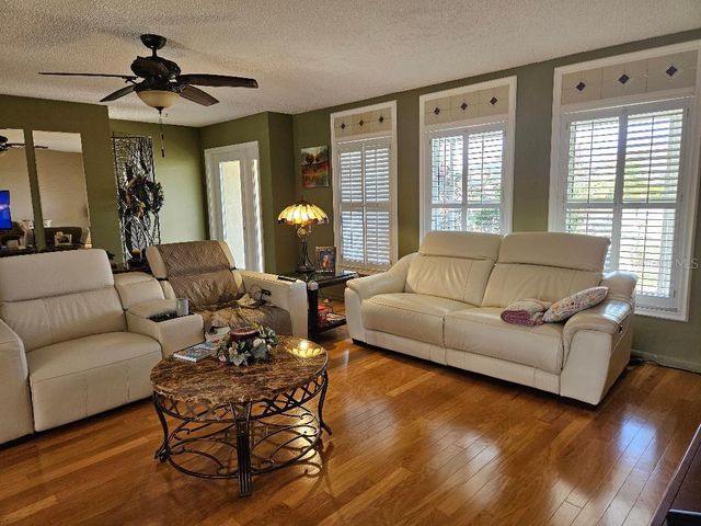 708 BRANNEN CIRCLE, Sun City Center, FL 33573