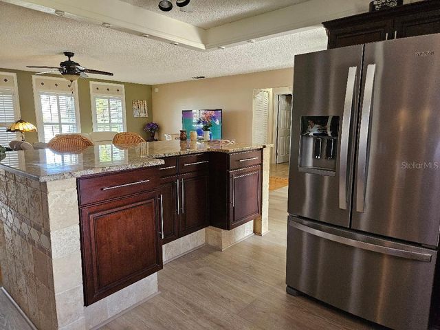 708 BRANNEN CIRCLE, Sun City Center, FL 33573