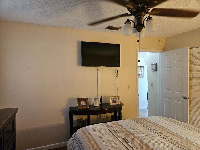 708 BRANNEN CIRCLE, Sun City Center, FL 33573