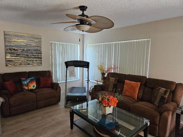 708 BRANNEN CIRCLE, Sun City Center, FL 33573