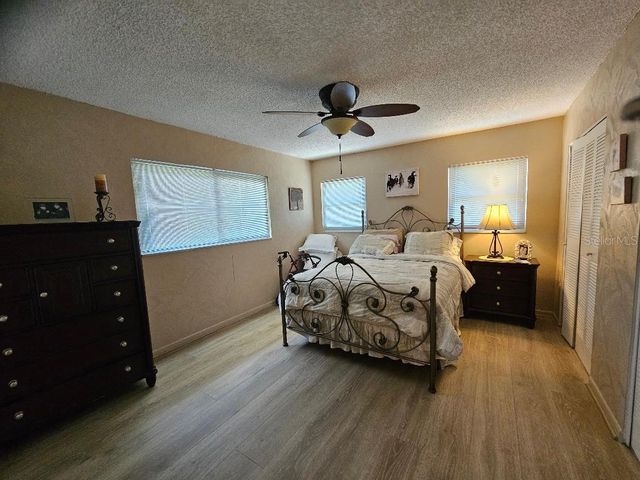 708 BRANNEN CIRCLE, Sun City Center, FL 33573