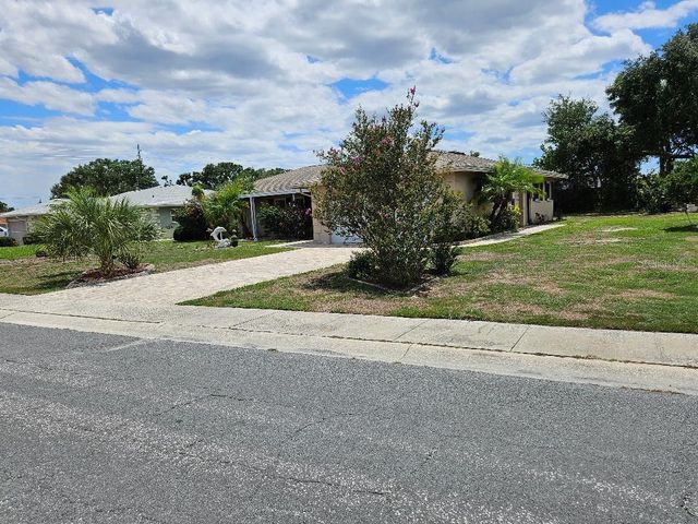 708 BRANNEN CIRCLE, Sun City Center, FL 33573