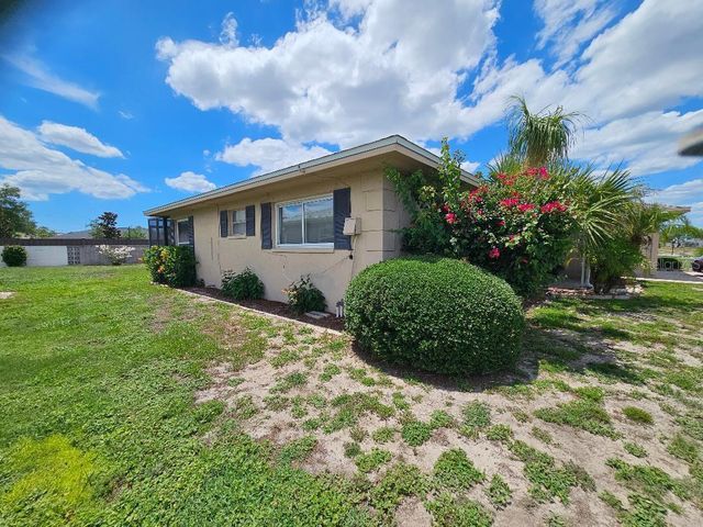 708 BRANNEN CIRCLE, Sun City Center, FL 33573