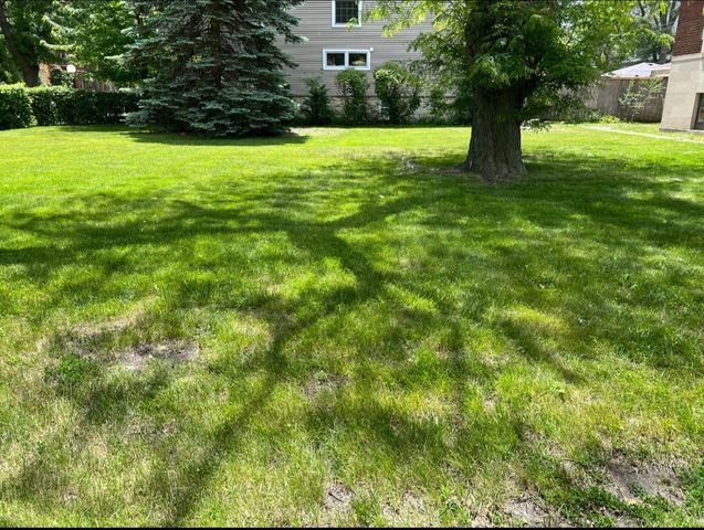 2121 E 72nd Street, Chicago, IL 60649