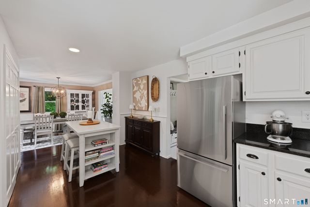 267 Newtown Turnpike, Weston, CT 06883