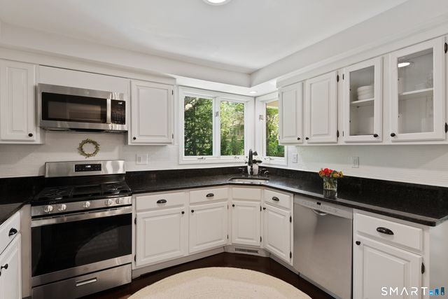 267 Newtown Turnpike, Weston, CT 06883