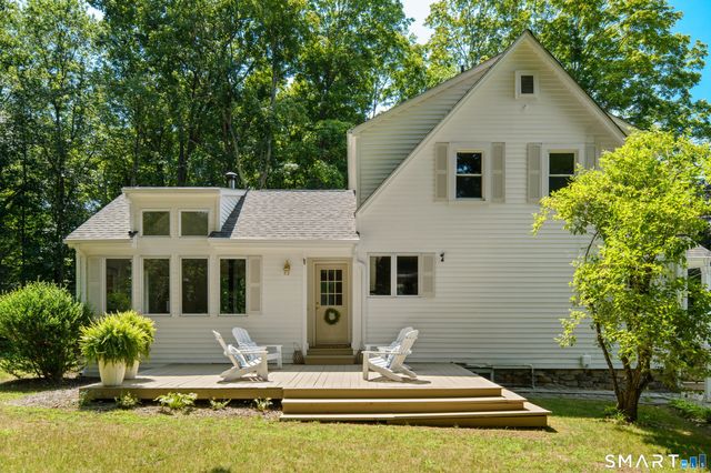 267 Newtown Turnpike, Weston, CT 06883