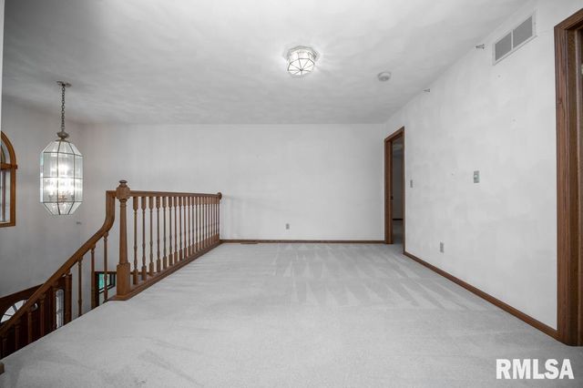 504 WEDGEWOOD Terrace, Germantown Hills, IL 61548