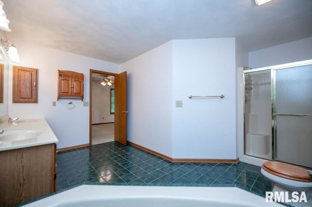 504 WEDGEWOOD Terrace, Germantown Hills, IL 61548