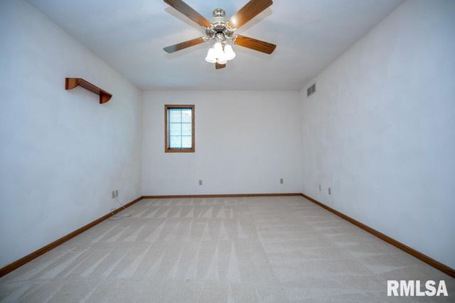 504 WEDGEWOOD Terrace, Germantown Hills, IL 61548