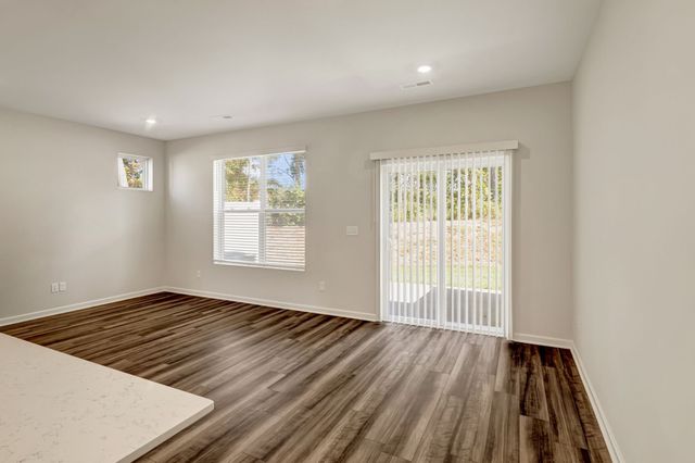 801 Big Bend Ct, White House, TN 37188